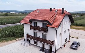 Rooms Enter Ogulin